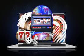 Layar permainan live dealer roulette dan blackjack di backgammon